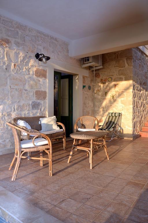 Le Terrazze Sul Mare Villa Cava d'Aliga Luaran gambar